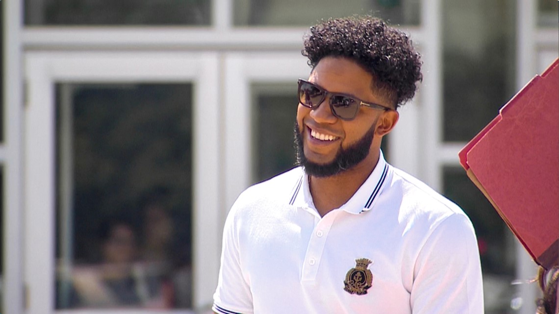 Texas Rangers shortstop Elvis Andrus, who hasn't cut his hair