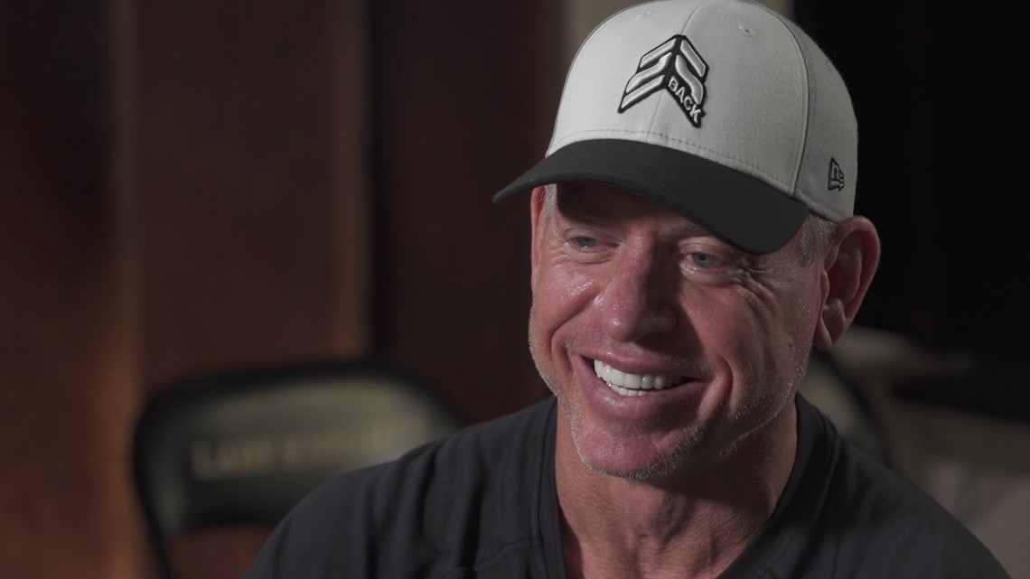 How Cowboys icon Troy Aikman is giving back to Oklahoma town that molded him into football star