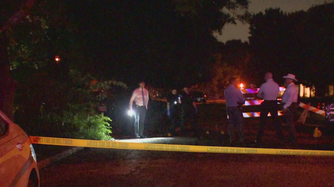 1 killed, teen injured in shooting in Dallas' Oak Cliff neighborhood ...