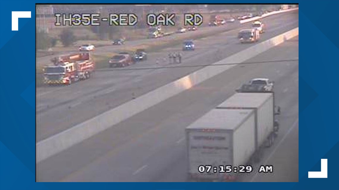 Traffic delays after crash on I-35 SB in Red Oak | wfaa.com
