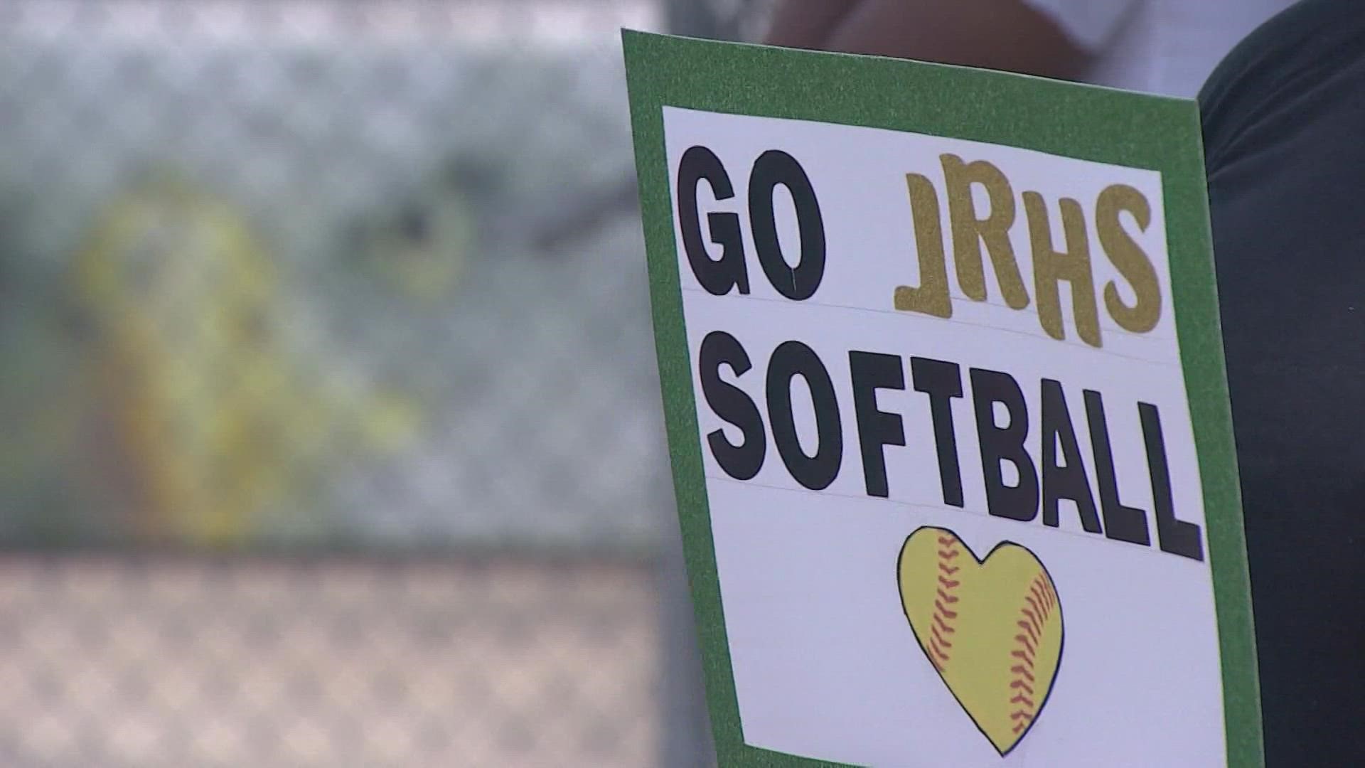 The Lake Ridge High School Girls' Softball Team got a great send-off, as they left for the state playoffs Thursday, June 2.
