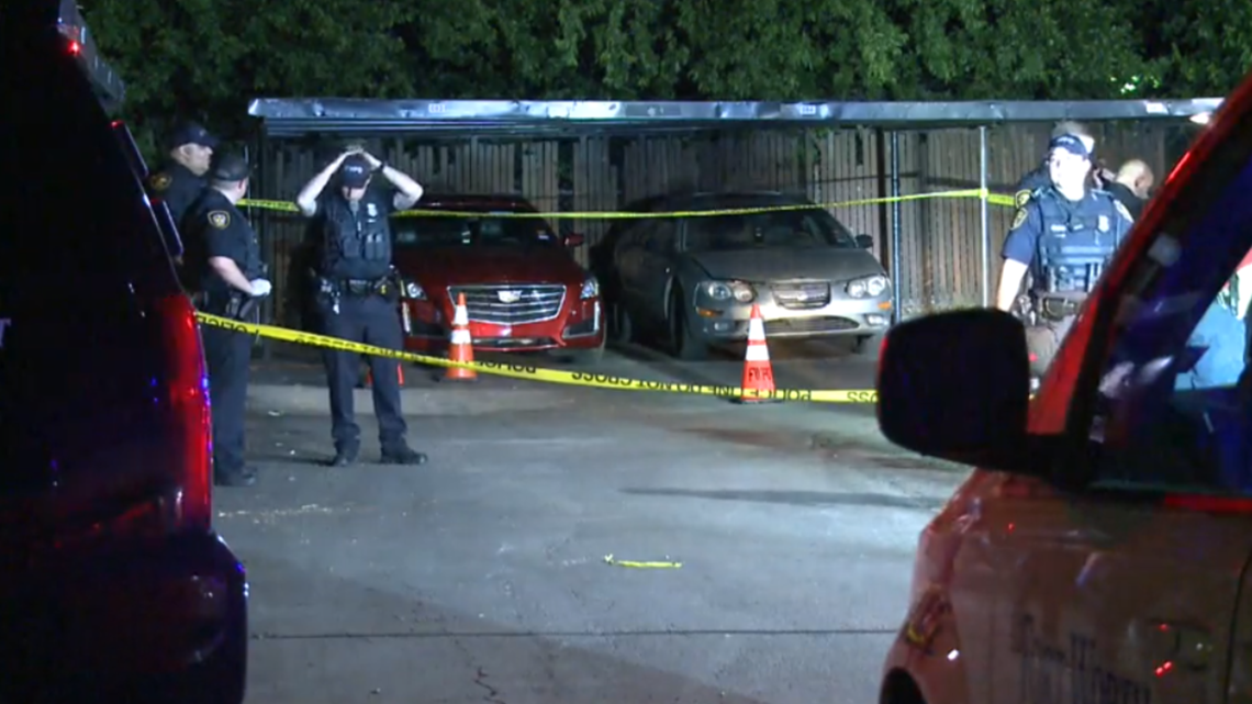 Man shot twice in apartment parking lot, Fort Worth police say | wfaa.com