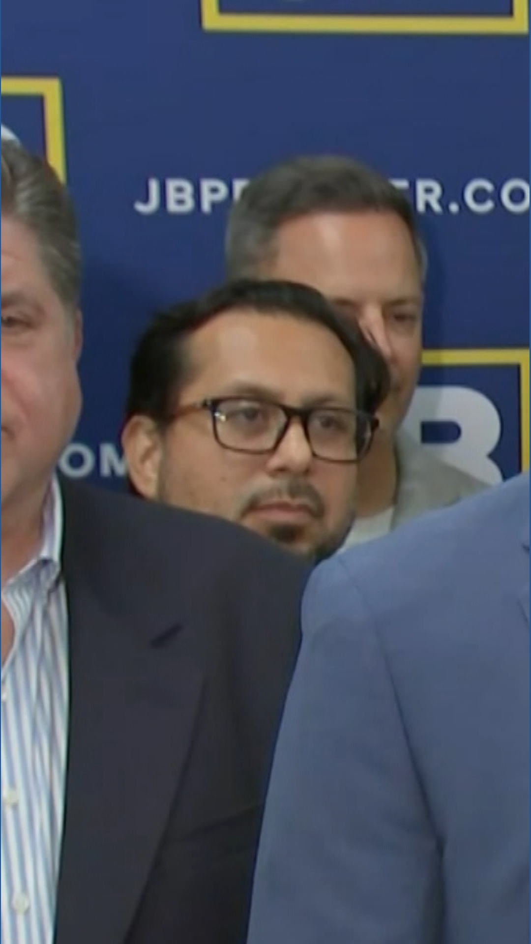 Texas House Democrats hold press conference after leaving the state ...