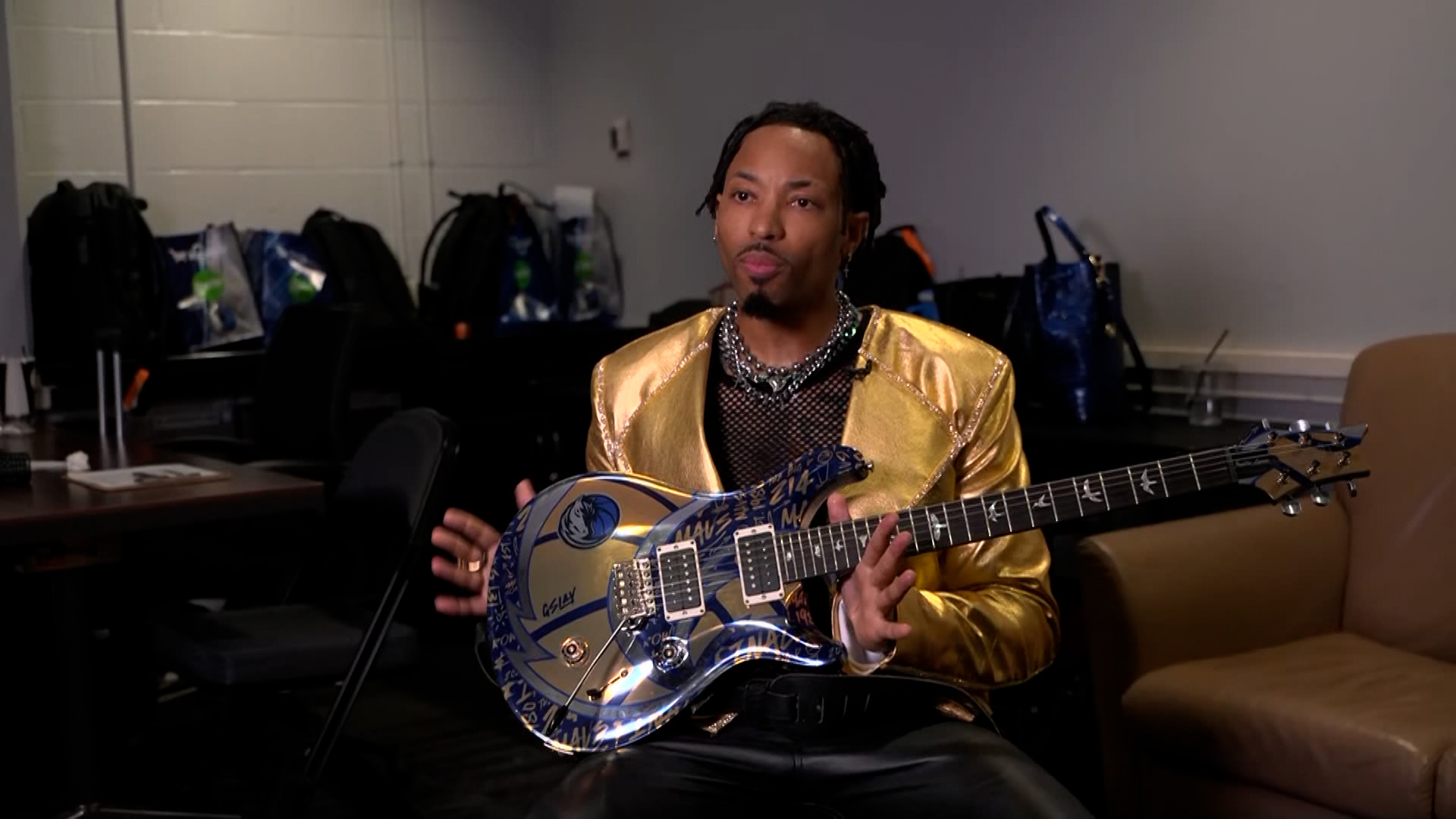 Oak Cliff native Justin Lyons has been regularly performing "The Star-Spangled Banner" for the Dallas Mavericks throughout the 2023-2024 season.