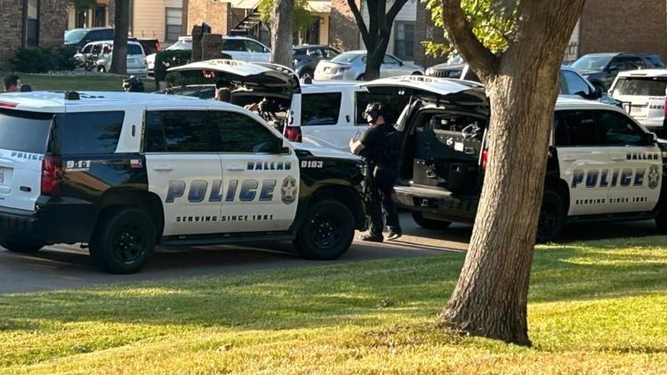 Man taken into custody after hours-long SWAT standoff in Irving | wfaa.com