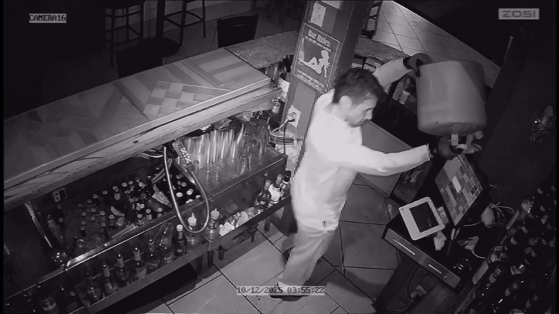 Chilling video shows arson suspect dousing North Texas restaurant with gas, lighting it on fire