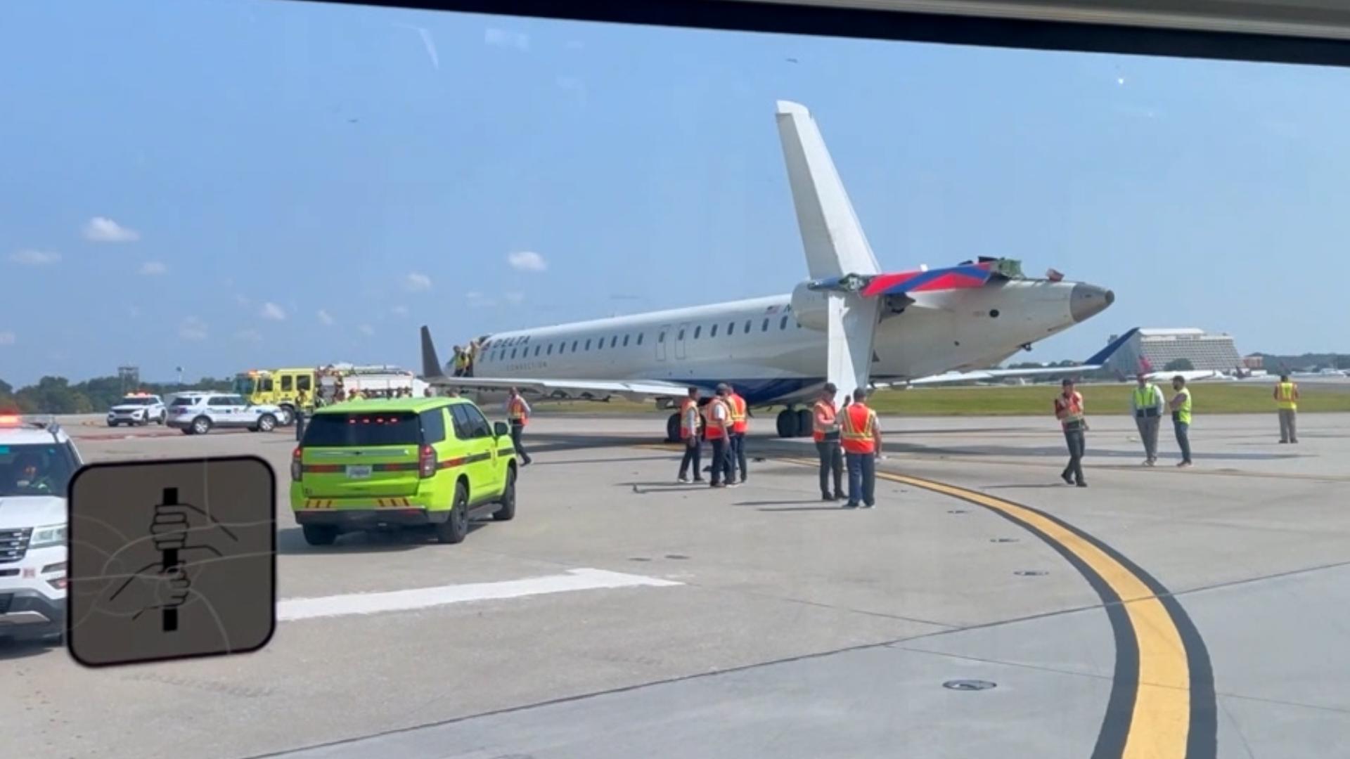 Two Delta planes collided at Hartsfield-Jackson Atlanta International Airport in Atlanta, Georgia. One of the plane's tail wings was knocked off in the collision.