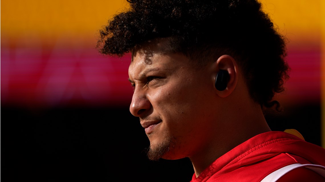 Damar Hamlin: Patrick Mahomes wears special Hamlin Kansas City