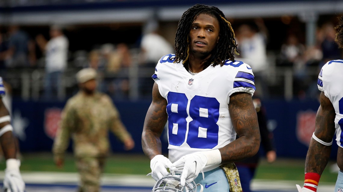 CeeDee Lamb injury: Cowboys WR leaves Chiefs game with concussion