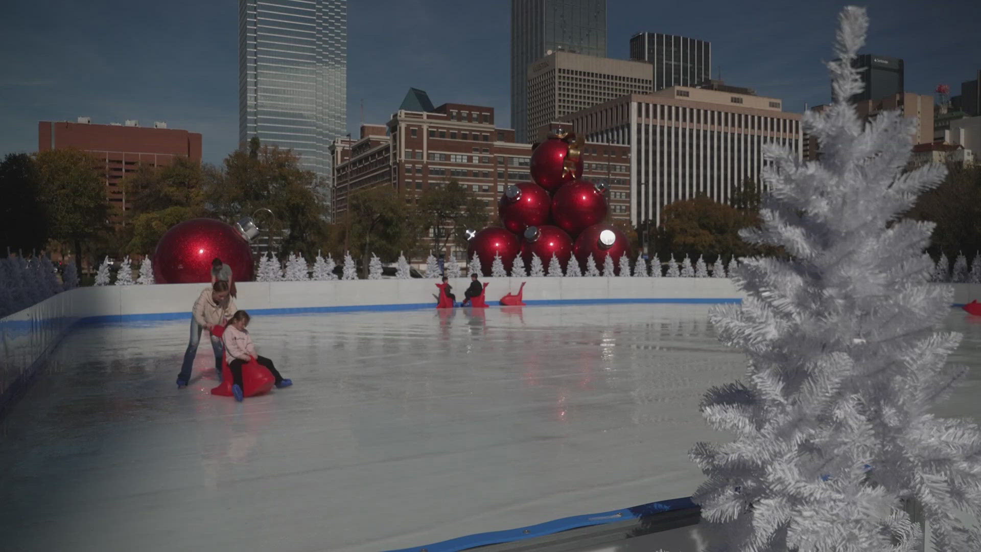 The hotel says the rink is able to stay open on warmer days due to its thick ice.