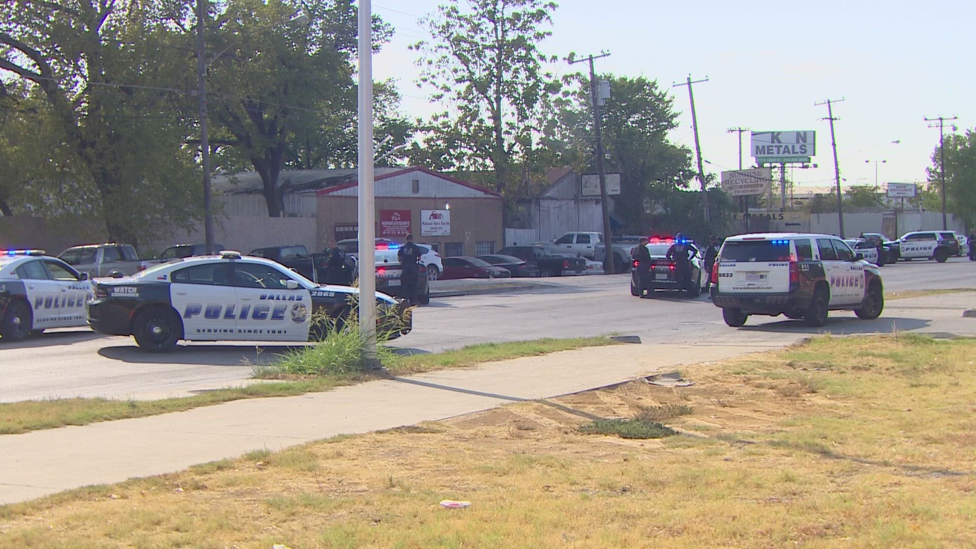 Video showed a man standing outside of the liquor store on Colonial Ave., pulling out a gun and firing his weapon, sources said.