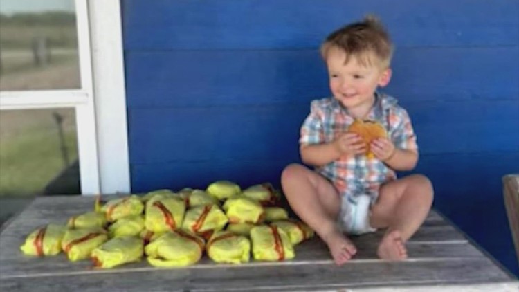 2-year-old Texas boy has 31 cheeseburgers delivered by DoorDash without mother's knowledge
