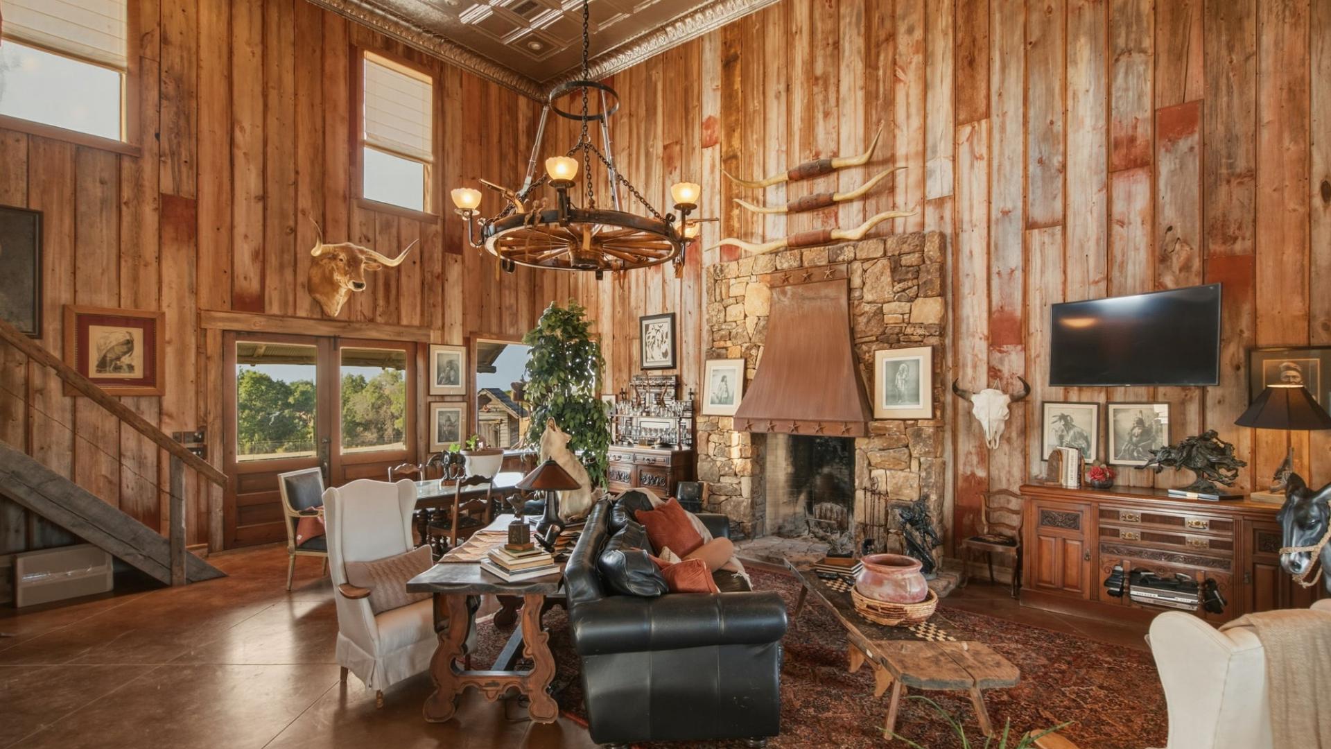 The 264-acre ranch of a beloved western artist is on the market | wfaa.com