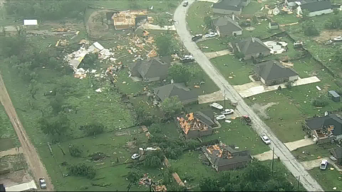 At least 1 tornado confirmed in North Texas