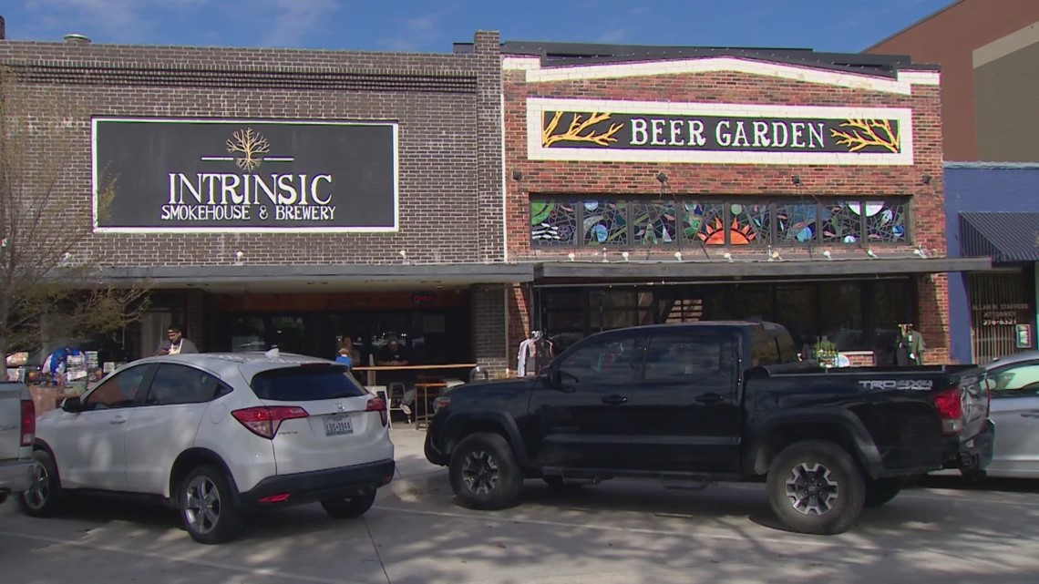 North Texans go out for Small Business Saturday - Vimarsana News