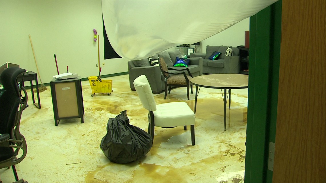 Flooding at Kennedale school causes classes to cancel Monday - Vimarsana News