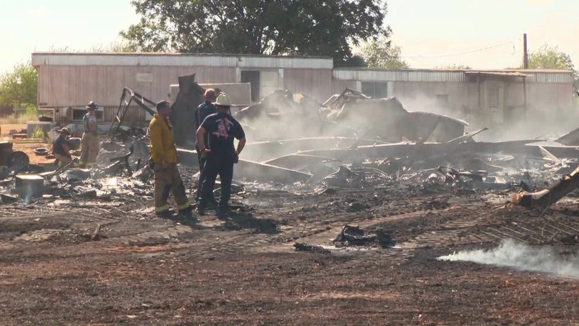 Fire crews in Parker County knock down fast-spreading blaze | wfaa.com