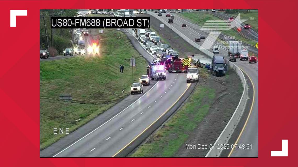 Crash shuts down U.S. 80 heading toward Dallas