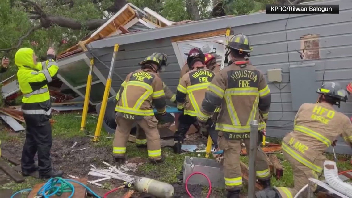 North Texas fire crews helping with relief to communities hit by Beryl ...