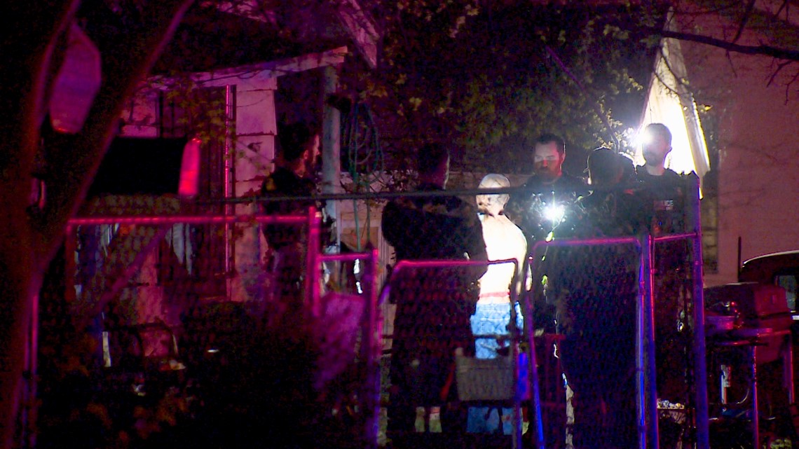 Fort Worth man sent to hospital after stabbing, police say | wfaa.com