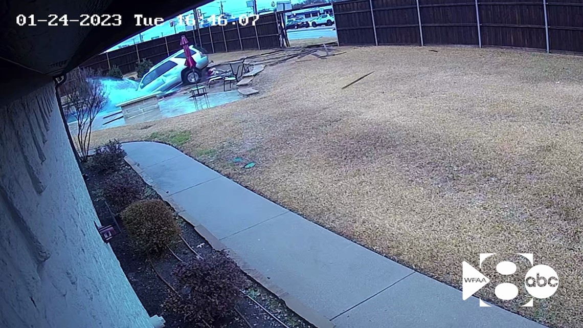 WATCH: SUV crashes through backyard fence and into pool at home in Lake ...