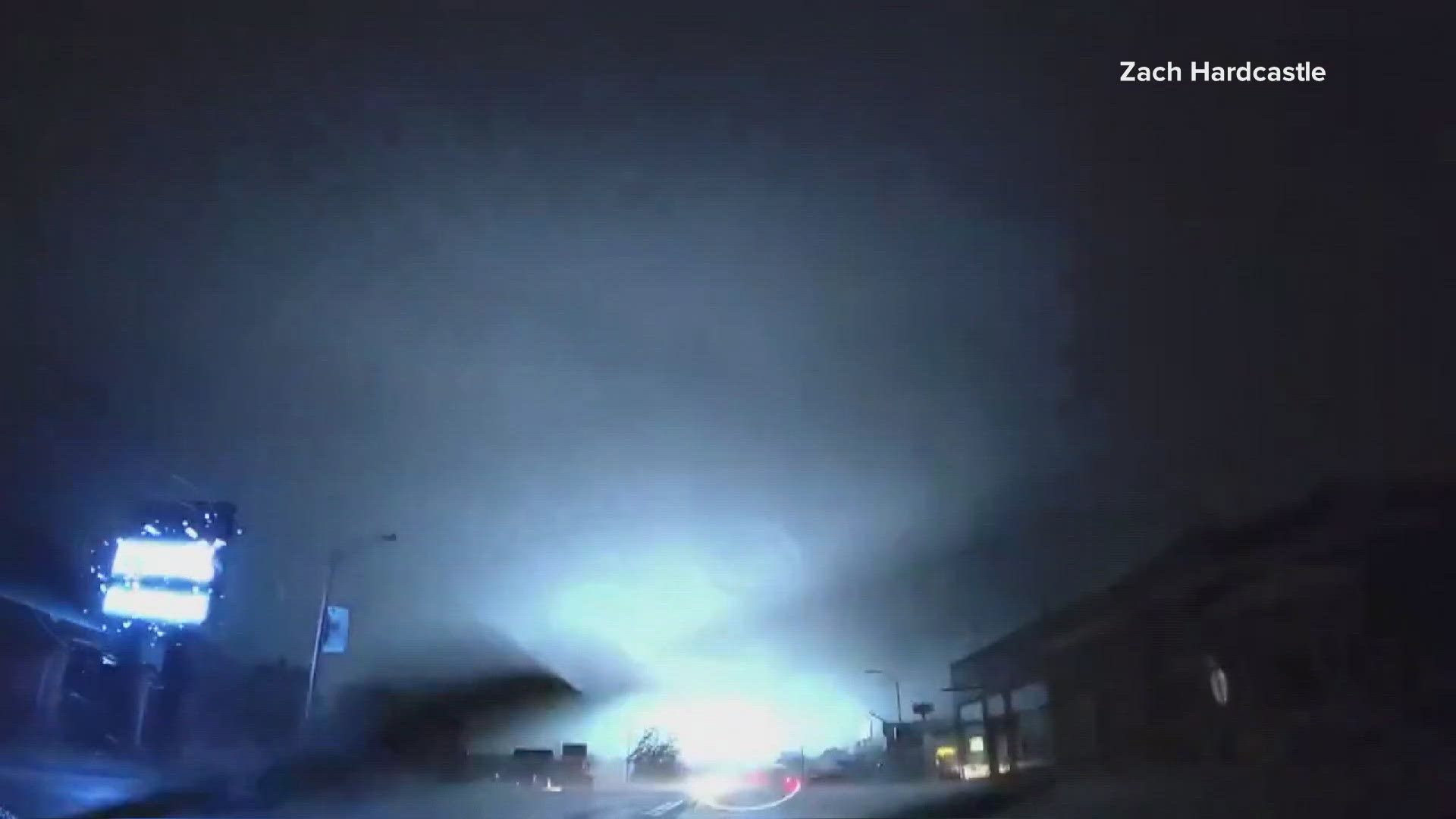 Video shows a tornado touching down in Sulphur, Oklahoma overnight.