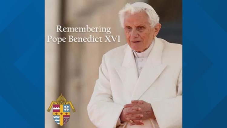 Pope Emeritus Benedict XVI lying in state for third and final day