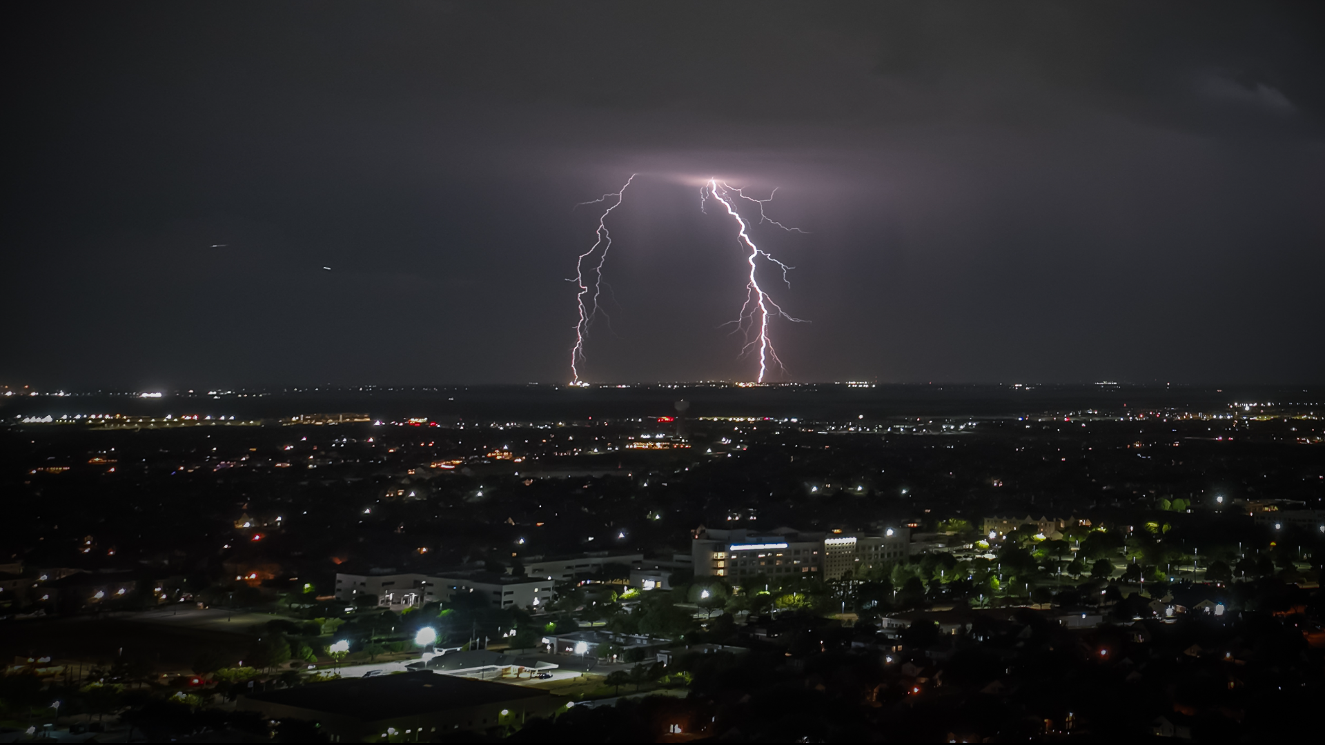 Tens of thousands in North Texas without power after Friday storm ...