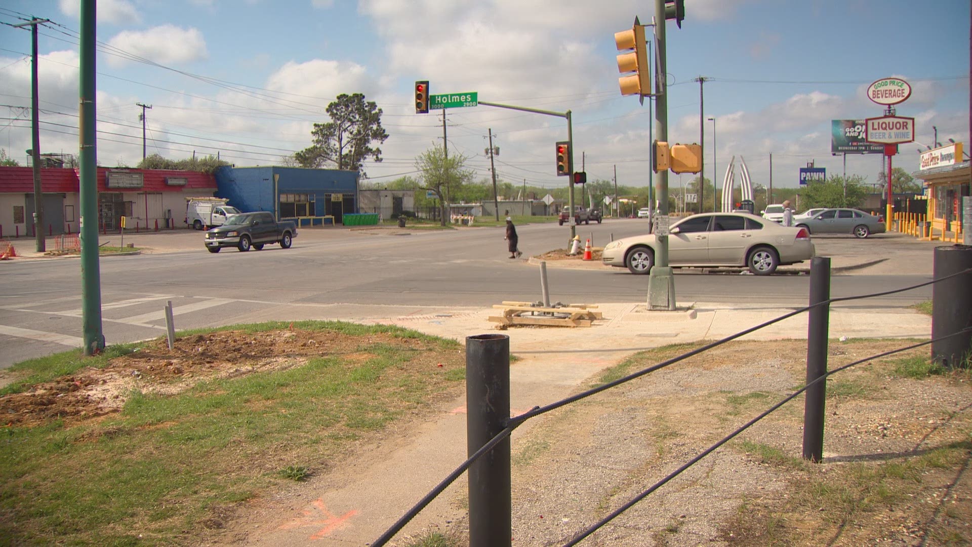 A new pop-up food park in South Dallas is grabbing attention. The park will offer culinary dishes, crafts, and entertainment until May 2.