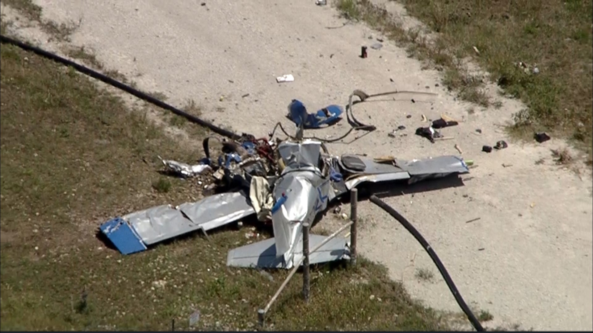 2 killed in Parker County plane crash near Cleburne airport