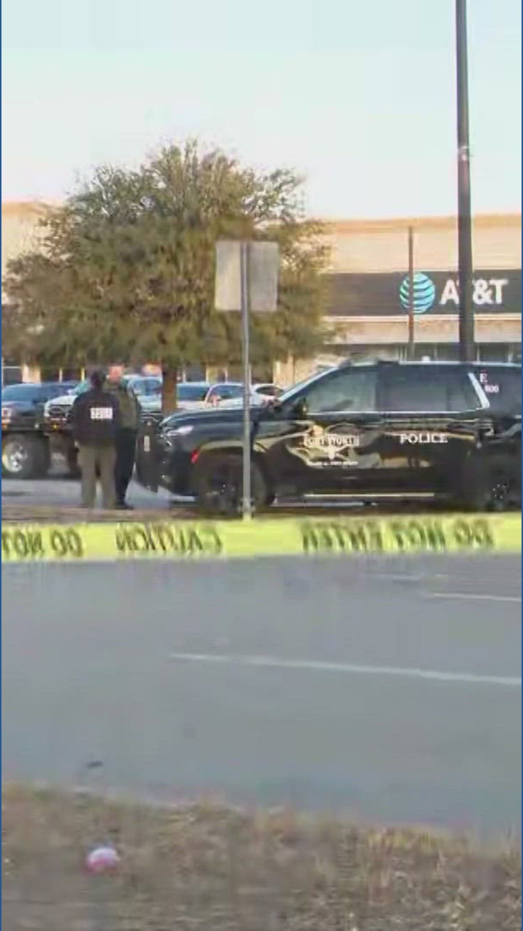 5 people in custody after hour-long police chase ends in Fort Worth ...