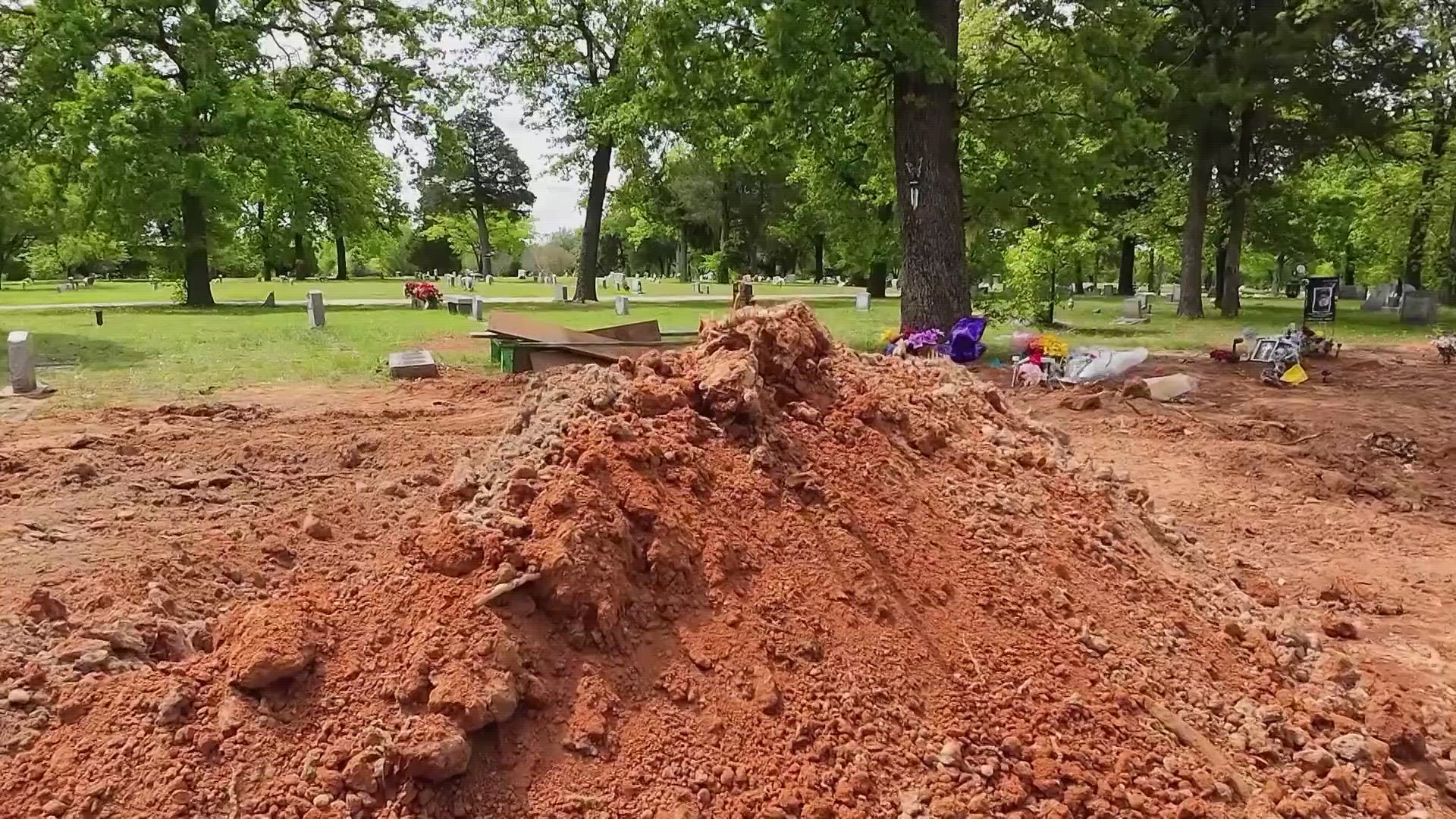 In September 2022, WFAA showed families frustrated with Lincoln Memorial Cemetery and its upkeep. Months later, they say it's still a problem.