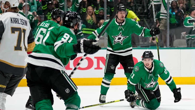 Stars play the Golden Knights following Pavelski's 2-goal showing