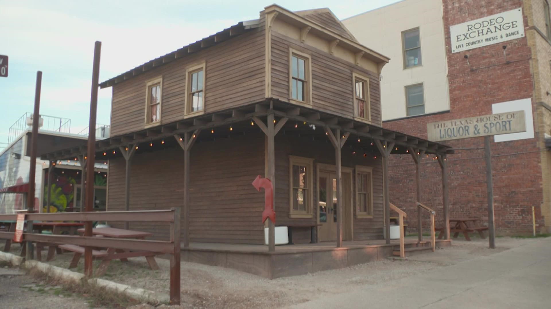 Hooker’s Grill was featured in the Yellowstone prequel 1883.  It’s the only building in the Stockyards that will keep the façade from the show forever!