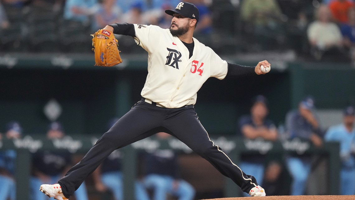 Shohei Ohtani steals ump's spotlight, dominates Texas Rangers in