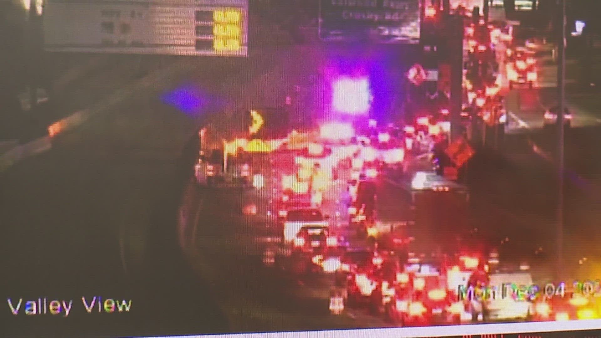 carrollton-tx-northbound-i-35-shut-down-due-to-slick-roads-police