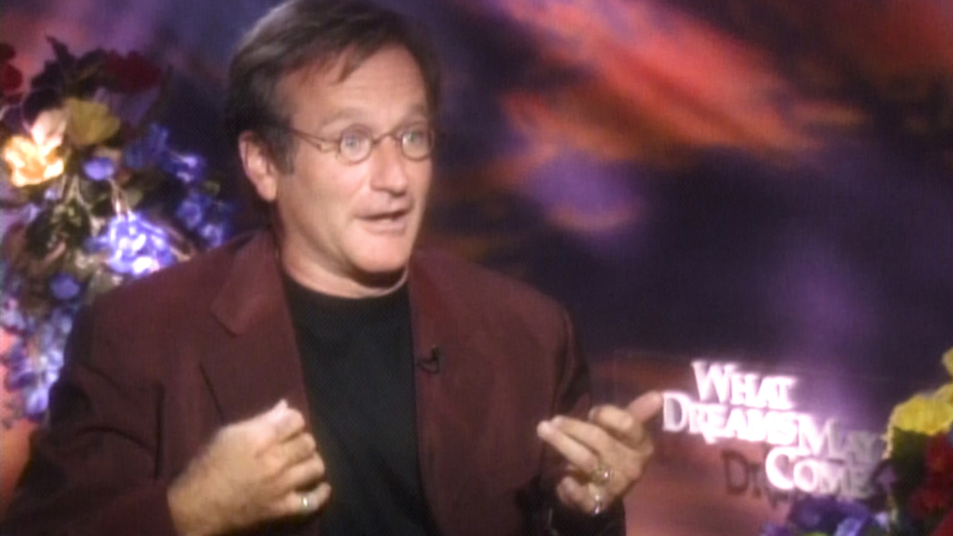 Robin Williams Breaks Out Into Song Before 1998 Interview Wfaa robin-williams-breaks-out-into-song-before-1998-interview-wfaa