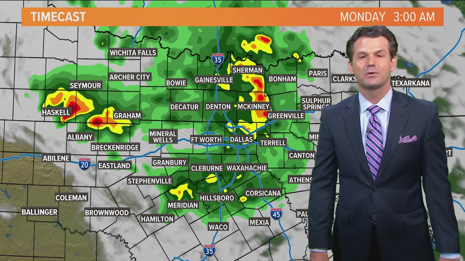 The potenial for storms continues in North Texas while Sunday starts foggy.