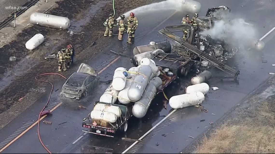 'It's Bad': Three Dead, Others Injured In Fiery Multi-vehicle Crash On ...