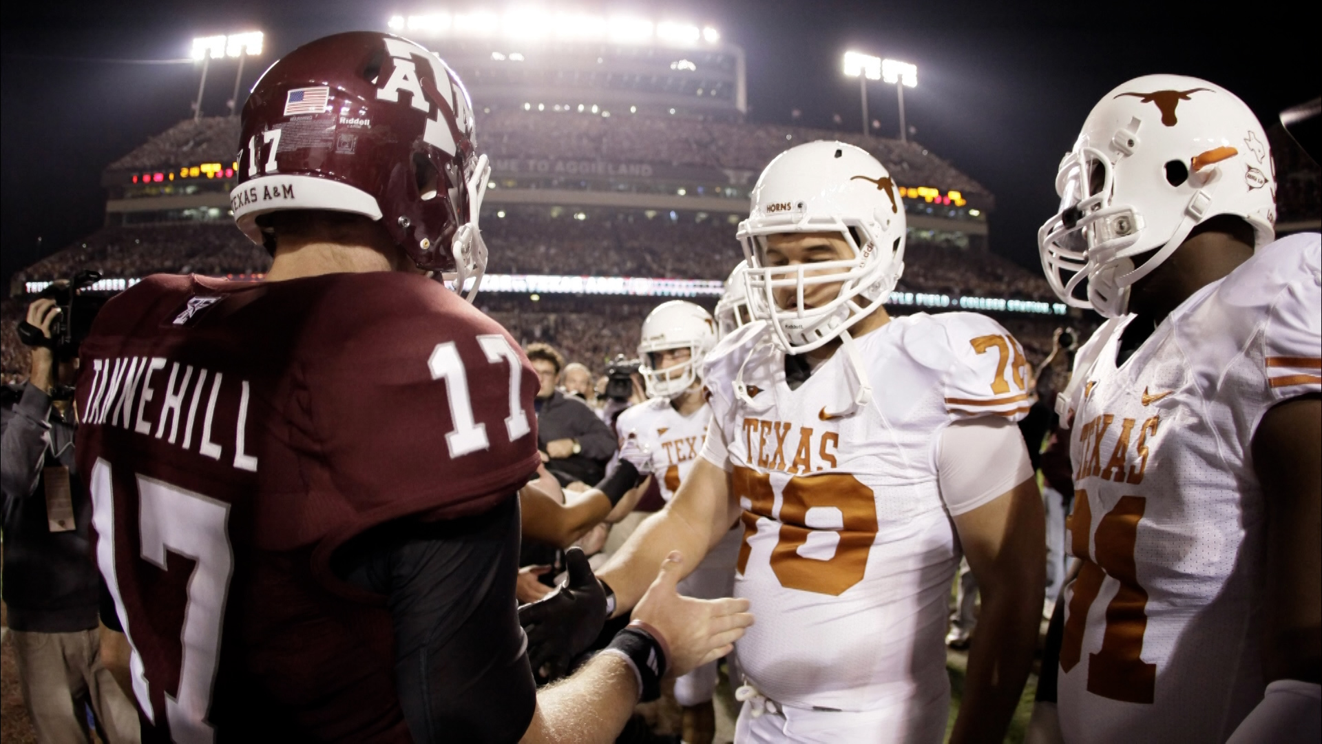 Ahead of the first meeting of the Texas A&M Aggies and the Texas Longhorns since 2011, WFAA sat down with fans of the two teams who are attending the game.