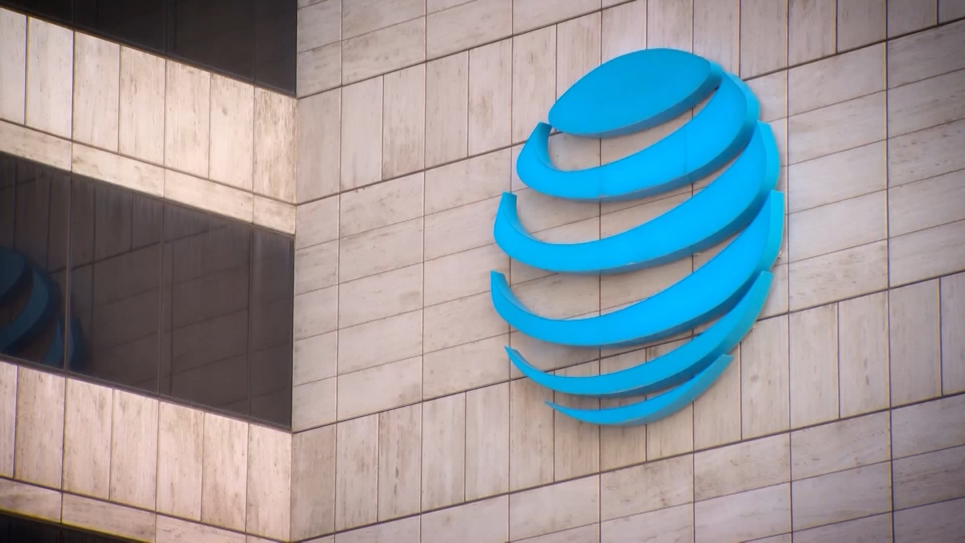 AT&T outages hit Dallas area: 'Severe' impact from fiber issues hit internet, other services