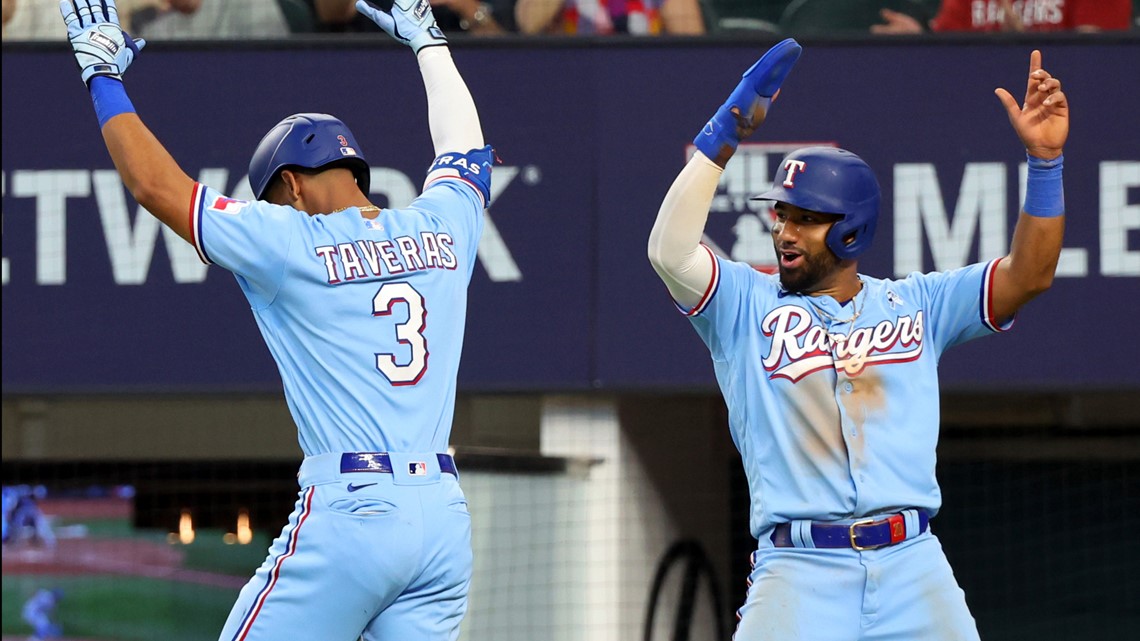Gallery: Dallas Stars wear Rangers powder blue jersey before game