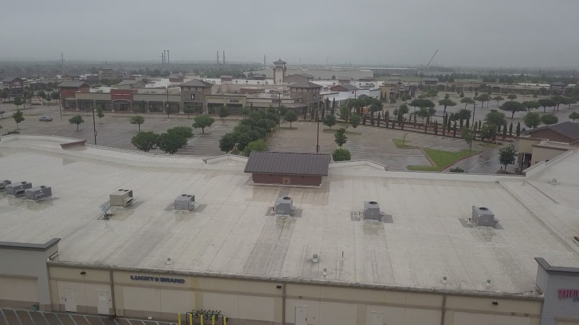 The Allen Premium Outlets mall remains closed for at least another week. Here's the latest.