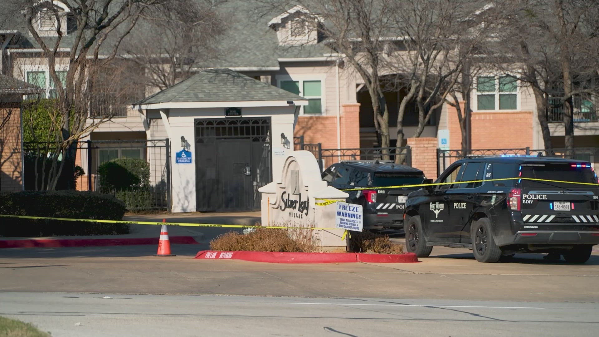 Fort Worth police officer fires at armed suspect during foot chase ...