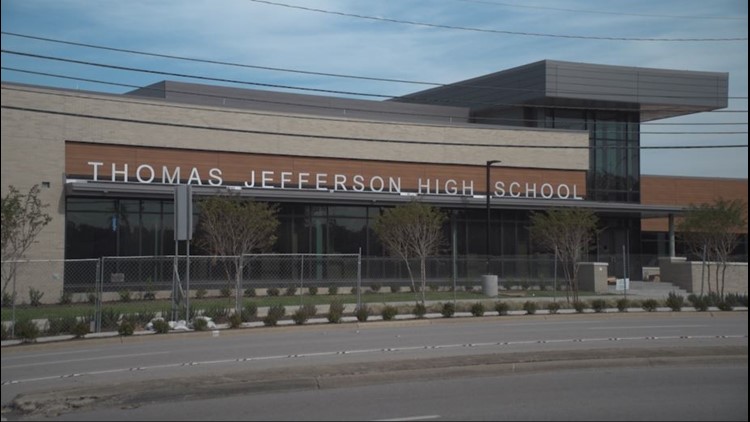 Dallas ISD has let Thomas Jefferson rot. Now is the time to get it