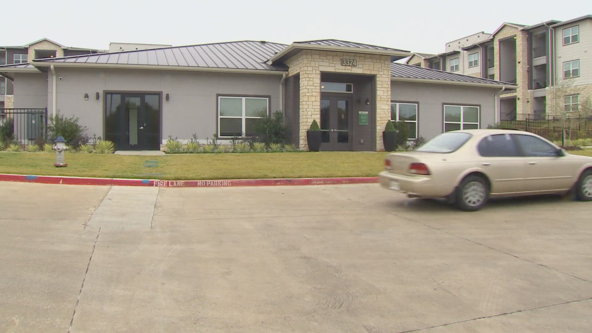 A new mixed-income housing complex has just opened in the Oak Cliff neighborhood of Dallas.