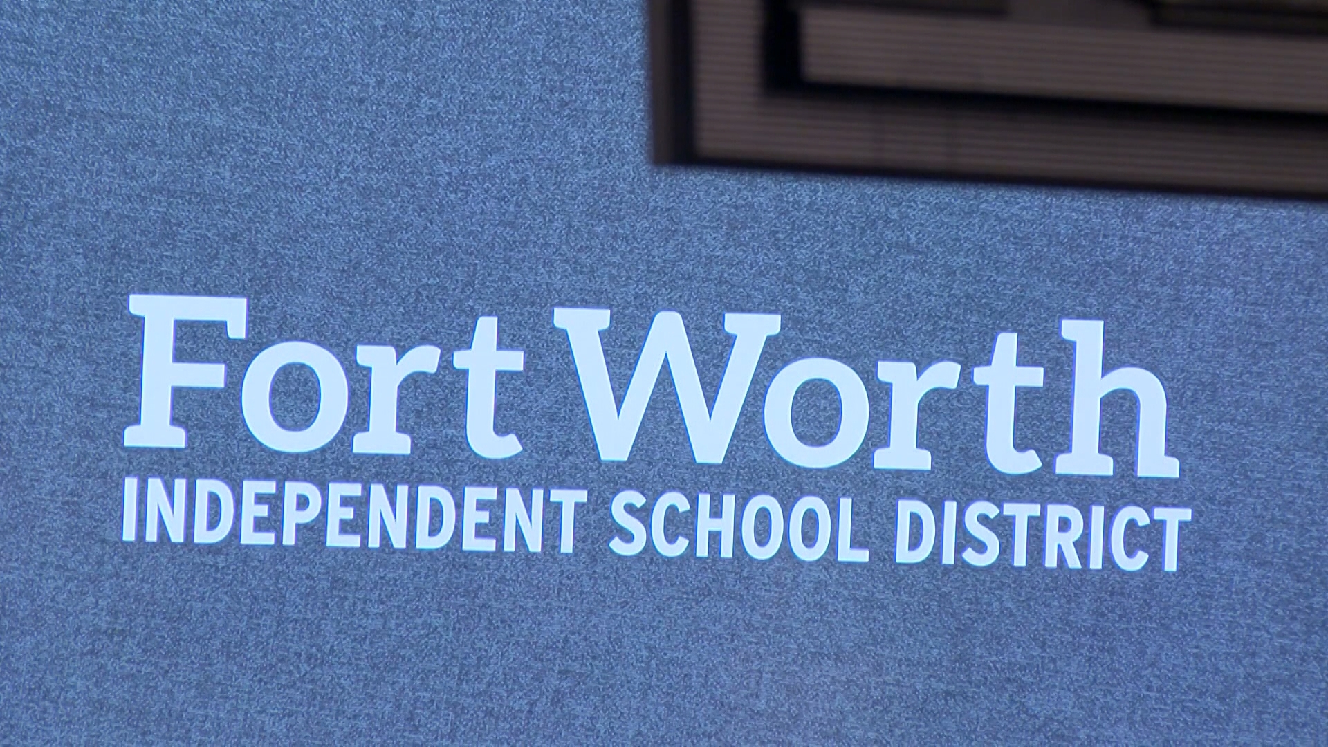 Fort Worth ISD board votes to appeal TEA's decision to appoint