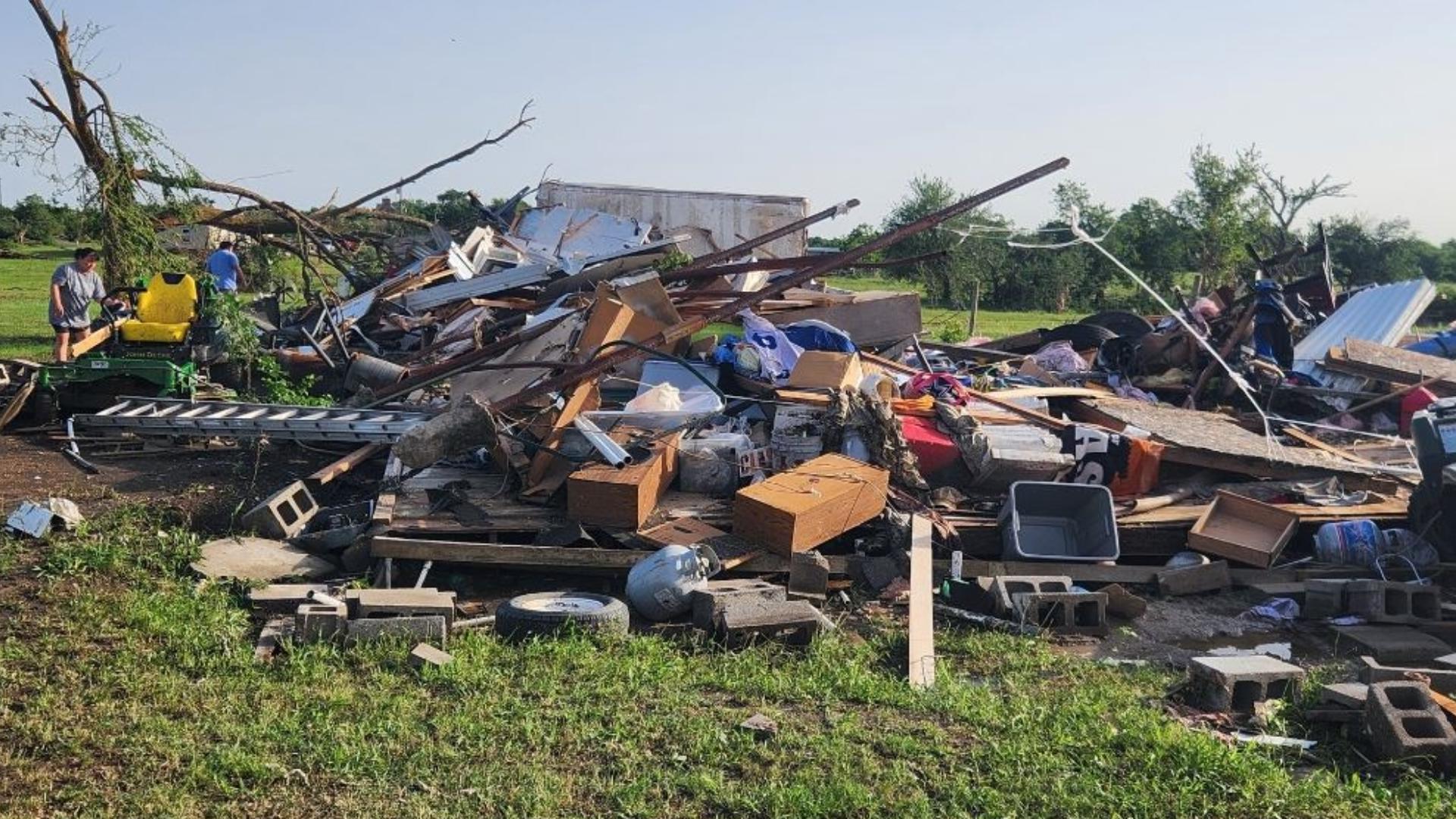 Tornado reported in Texas last night: Damage photos, video | wfaa.com
