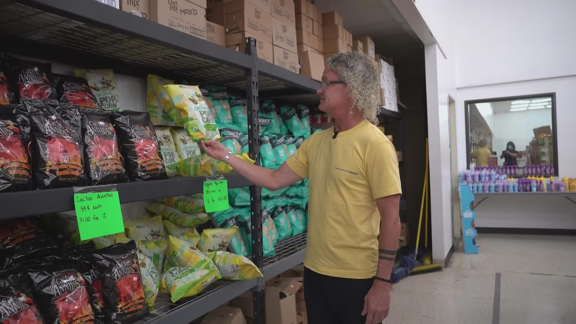 A new market in Arlington is offering rock bottom prices on fresh produce and everything else. Is that soda too expensive for you? Make the owner an offer.