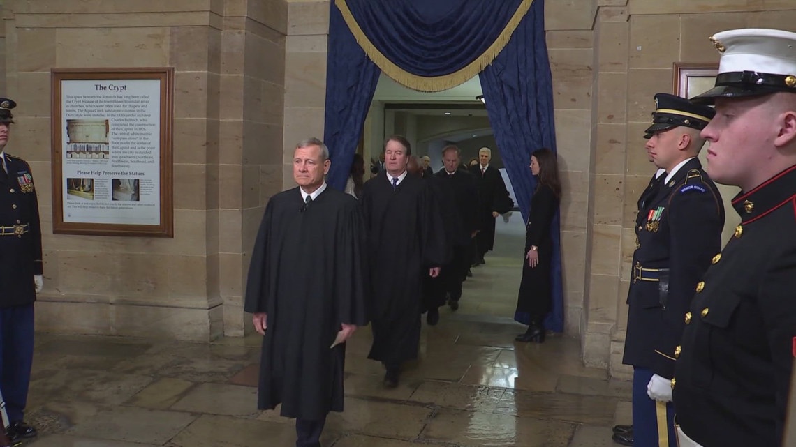 Supreme Court to hear oral arguments on Trump's tariff policies | wfaa.com